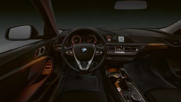 Ornamentele interioare Illuminated Berlin. Ornamentele interioare Illuminated Berlin ale BMW Seria 1