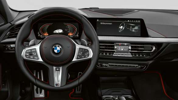 Volan M îmbrăcat în piele cu cusături contrastante, BMW Seria 1 128ti F40 Volan M îmbrăcat în piele cu cusături contrastante, BMW Seria 1 128ti F40