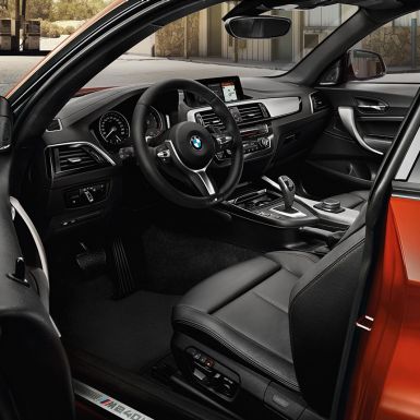 Habitaclul BMW Seria 2 Coupé Habitaclul BMW Seria 2 Coupé