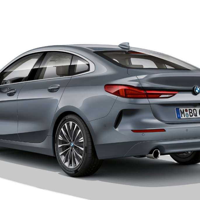 Jantele din aliaj uşor de 17” ale BMW Seria 2 Gran Coupé, Model Luxury Line Jantele din aliaj uşor de 17” ale BMW Seria 2 Gran Coupé, Model Luxury Line, în Storm Bay metalizat, F44