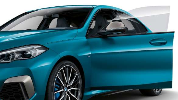 Poriterele cu geamuri fără rame ale BMW Seria 2 Gran Coupé Portierele cu geamuri fără rame ale BMW Seria 2 Gran Coupé, în Albastru Snapper Rocks metalizat, F44