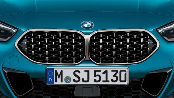 Grila frontală BMW cu design Mesh a BMW Seria 2 Gran Coupé Grila frontală BMW cu design Mesh a BMW Seria 2 Gran Coupé în Albastru Snapper Rocks