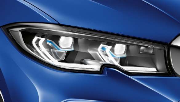 BMW Seria 3 Sedan (G20), BMW Laserlight. BMW Seria 3 Sedan (G20), BMW Laserlight. Imagine în prim plan cu partea laterală a farurilor stânga faţă BMW Laserlight.