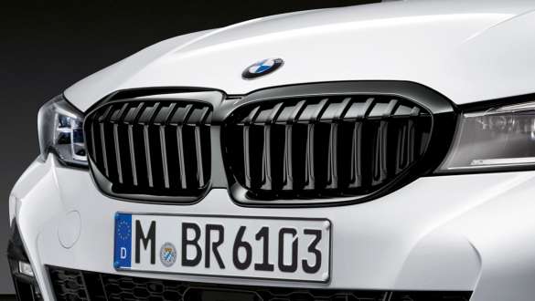 BMW Seria 3 Sedan (G20), grilă frontală M Performance, negru lucios BMW Seria 3 Sedan (G20), grilă frontală M Performance, negru lucios