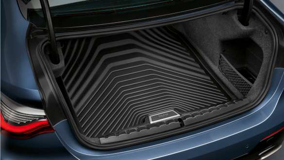 Covoraşul BMW pentru compartimentul de bagaje al BMW Seria 4 Coupé G22 2020 Imagine în prim plan cu covoraşul BMW pentru compartimentul de bagaje al BMW Seria 4 Coupé G22 2020