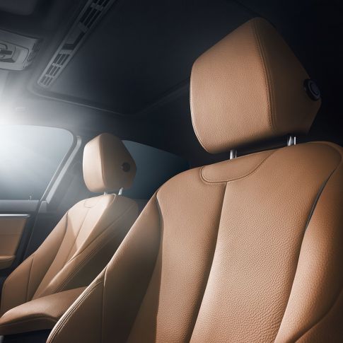 Scaunele faţă ale BMW Seria 4 Gran Coupé Scaunele faţă ale BMW Seria 4 Gran Coupé