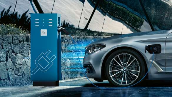 Încărcare BMW: BMW Seria 5 Sedan, G30 Încărcare BMW: BMW Seria 5 Sedan, G30, Facelift, 2020