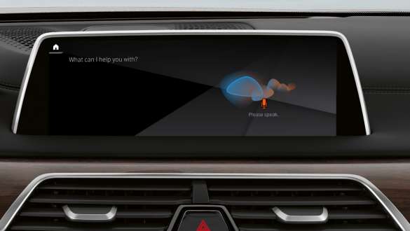 Remote Software Upgrade (trad. Actualizare de la distanţă a software-ului) a BMW Seria 7 Sedan Afişajul şi panoul de instrumente cu Remote Software Upgrade (trad. Actualizare de la distanţă a software-ului) ale BMW Seria 7 Sedan