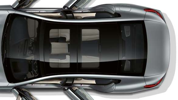 Trapă panoramică Imagine cu trapa panoramică a BMW Seria 8 Gran Coupé