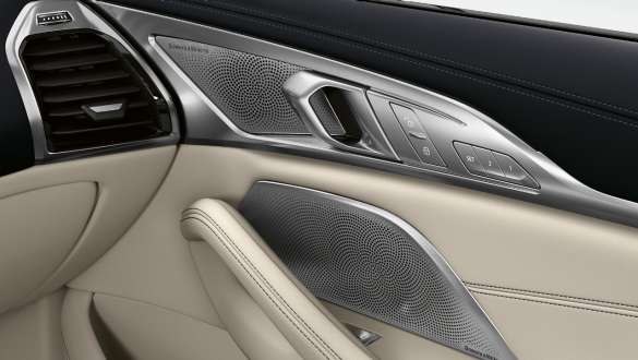 Sistem de sunet surround Bower & Wilkins Diamond Imagine cu sistemul de sunet surround Bower & Wilkins Diamond al BMW Seria 8 Gran Coupé