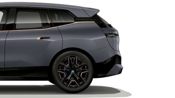 Direcţia activă integrală a BMW iX M60 i20 2022, SUV electric BMW iX M60 i20 2022 SUV electric, BMW Individual Storm Bay direcţie activă integrală