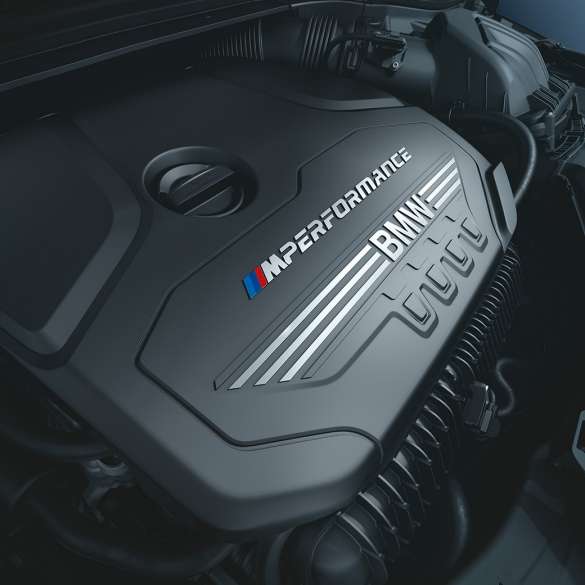 Motorul pe benzină al BMW M235i xDrive Gran Coupé Motorul M TwinPower Turbo pe benzină cu 4 cilindri al BMW M235i xDrive Gran Coupé, F44, 2020