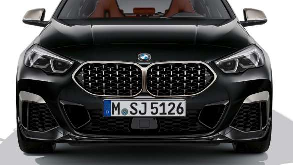 Imagine cu pachetul M Aerodinamic al BMW M235i xDrive Gran Coupé Imagine cu pachetul M Aerodinamic al BMW M235i xDrive Gran Coupé, în Negru Sapphire metalizat, F44
