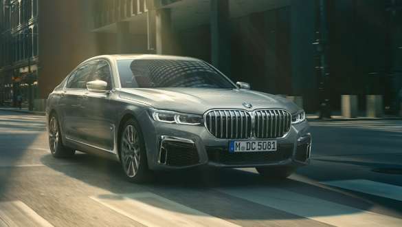 Direcţie integrală adaptivă BMW M760Li xDrive Sedan, Direcţie integrală adaptivă
