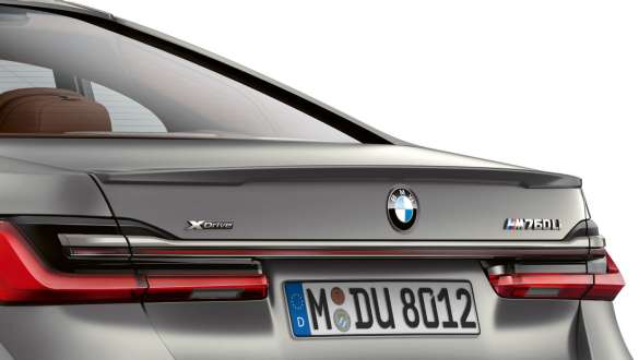 Spoiler spate M Spoilerul spate M al BMW M760Li xDrive Sedan