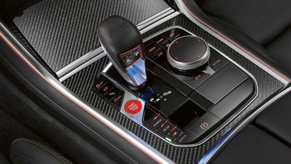 Transmisie M Steptronic cu 8 trepte. Imagine cu BMW M8 Competition Coupé, cu transmisie M Steptronic cu 8 trepte.