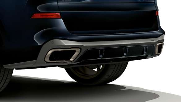 BMW X5 M50d cu ţevi de eşapament şi difuzor aerodinamic în partea spate Imagine cu BMW X5 M50d, G05, în Negru Carbon metalizat cu ţevi de eşapament şi difuzor aerodinamic în partea spate
