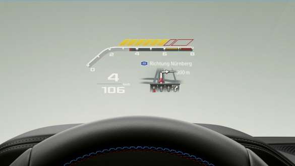 Modelele BMW X5 M cu BMW Head-Up Display Imagine cu interiorul modelelor BMW X5 M, F95, cu BMW Head-Up Display