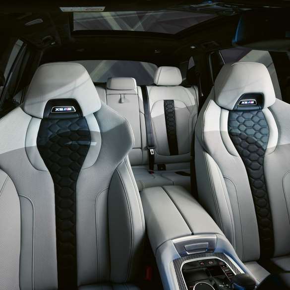 Scaunele multifuncţionale ale BMW X5 M Competition Scaunele multifuncţionale ale BMW X5 M Competition, F95