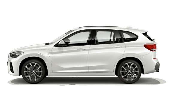 BMW X1 xDrive25e F48, Regenerarea energiei la frânare Imagine din partea laterală a BMW X1 xDrive25e, F48 2019, Regenerarea energiei la frânare