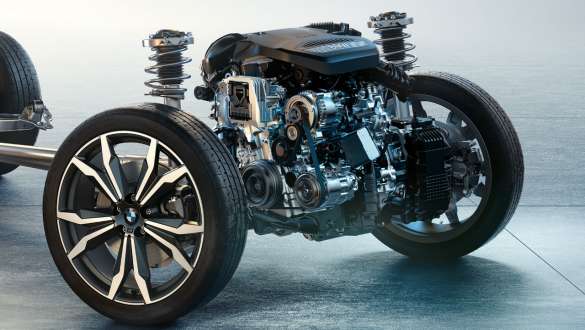 Motorul BMW TwinPower Turbo diesel cu 4 cilindri al BMW X2, F39 Imagine cu motorul BMW TwinPower Turbo diesel cu 4 cilindri al BMW X2, F39, 2018