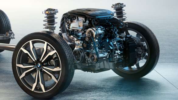 Motorul BMW TwinPower Turbo pe benzină cu 4 cilindri al BMW X2, F39 Imagine cu motorul BMW TwinPower Turbo pe benzină cu 4 cilindri al BMW X2, F39, 2018