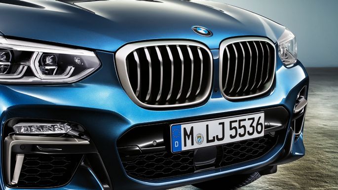 Spoilerul faţă şi grila radiatorului BMW X3 M40i Spoilerul faţă şi grila radiatorului BMW X3 M40i