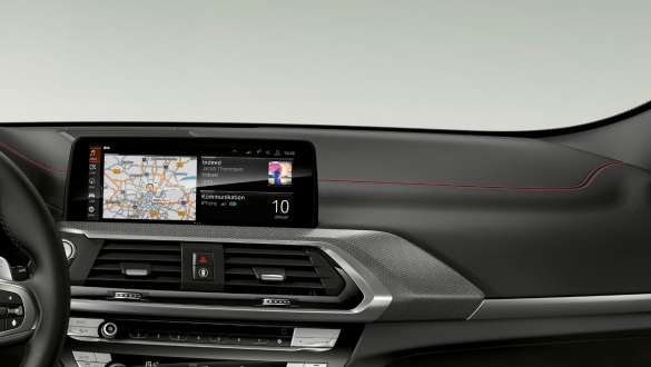 Panoul de instrumente al BMW X4 Imagine din interior cu panoul de instrumente al BMW X4, G02, 2018