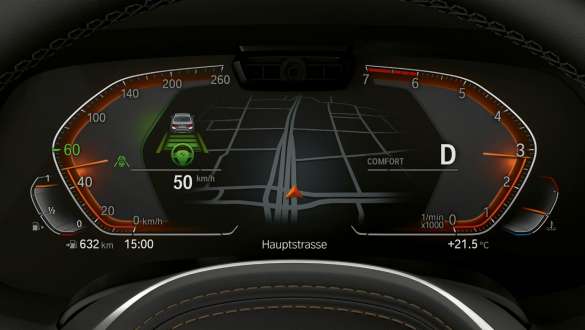Driving Assistant Professional al BMW X5 Imagine din habitaclu cu panoul de instrumente şi Driving Assistant Professional al BMW X5, G05, 2018