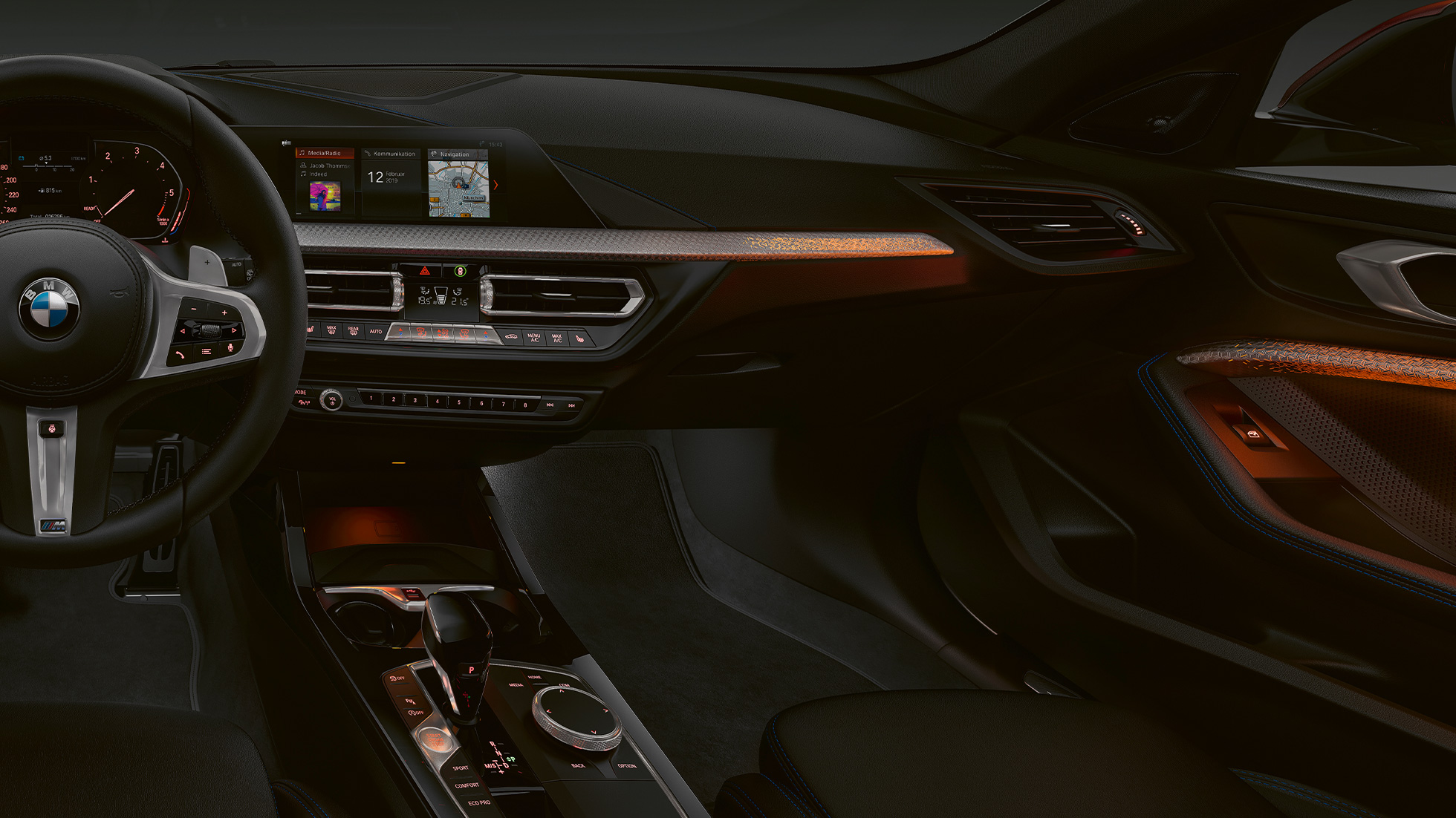 Ornamente interioare „Illuminated Boston”. Imagine cu ornamentele interioare „Illuminated Boston” ale BMW Seria 1 Model M Sport.
