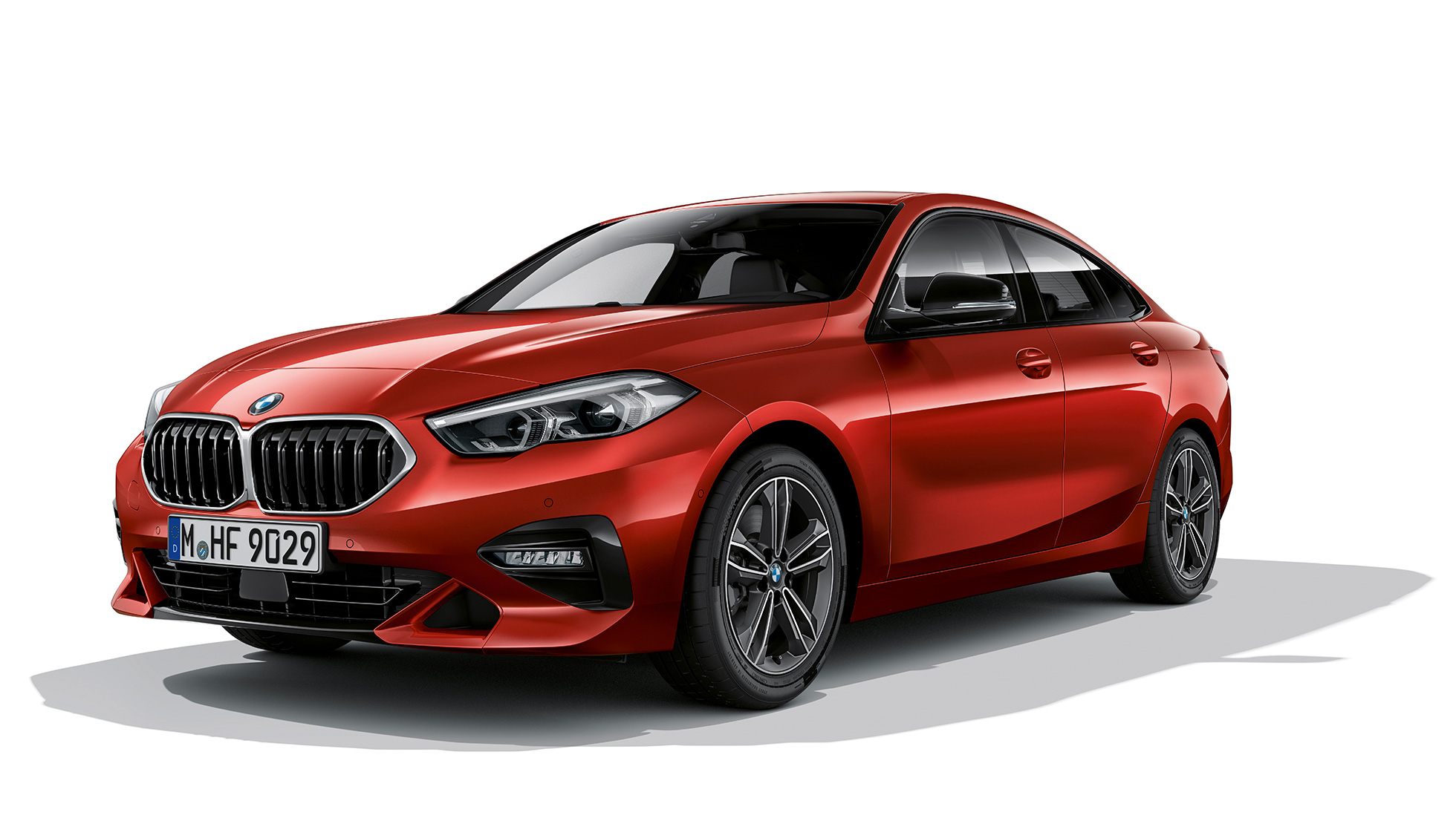 Grila radiatorului BMW a BMW Seria 2 Gran Coupé, Model Sport Line Grila radiatorului BMW cu ramă cromată a BMW Seria 2 Gran Coupé, Model Sport Line, în Roşu Melbourne, F44