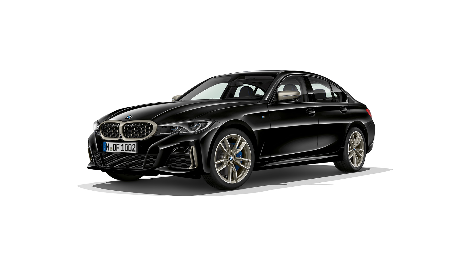 BMW Seria 3 Sedan model BMW M340i xDrive. Imagine din lateral cu BMW Seria 3 Sedan model M340i xDrive staţionând.