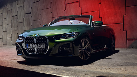 BMW Seria 4 Imagine cu trei sferturi din partea laterală a BMW Seria 4 Cabriolet G23, cu un model