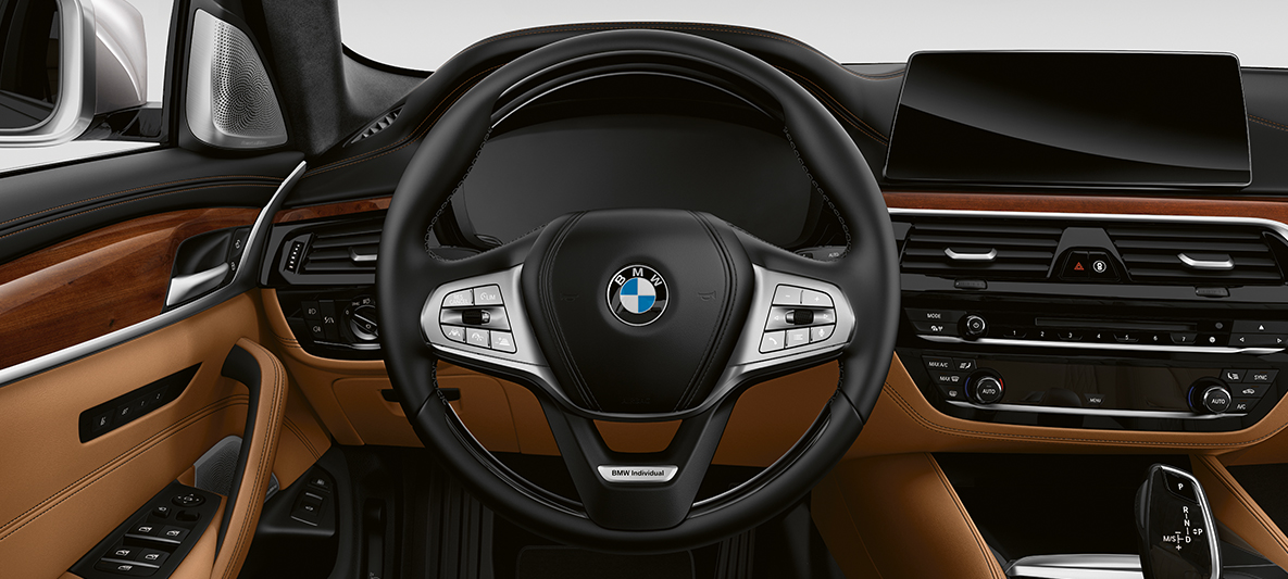 Habitaclul BMW Individual al BMW Seria 5 Sedan Habitaclul BMW Individual al BMW Seria 5 Sedan, G30, în Argintiu Rhodonite