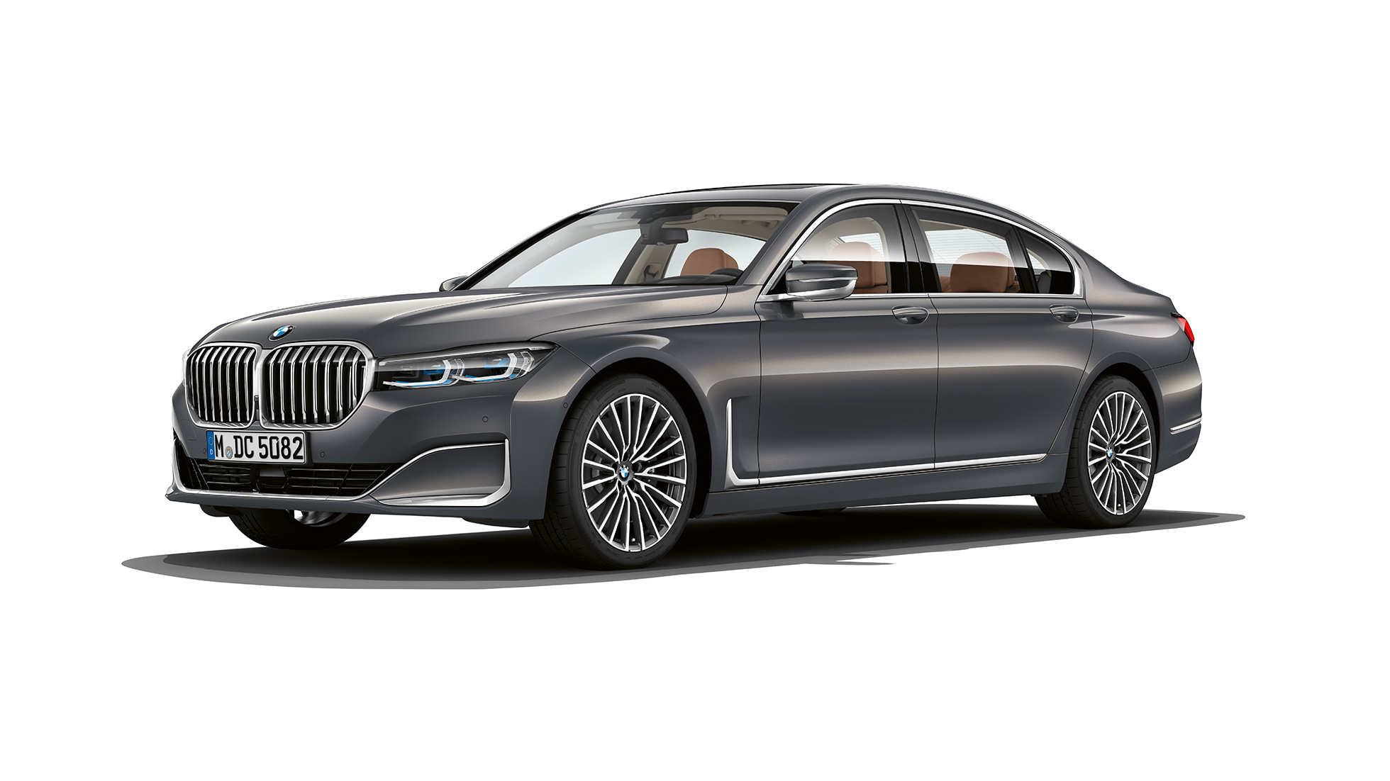 Imagine cu trei sferturi din partea frontală a BMW Seria 7 Sedan cu pachetul Design Exterior Pure Excellence Imagine cu trei sferturi din partea frontală a BMW Seria 7 Sedan gri cu pachetul Design Exterior Pure Excellence
