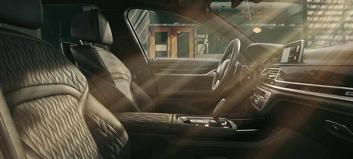 BMW Individual Seria 7 Sedan, interior de înaltă calitate BMW Individual Seria 7 Sedan, interior de înaltă calitate în negru