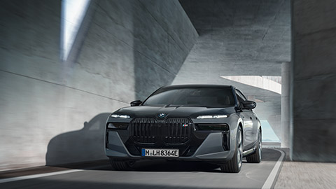 BMW M760e Sedan 2022
