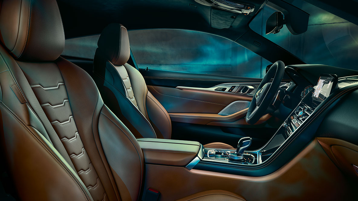 Interiorul BMW Seria 8 Coupé. Interiorul BMW Seria 8 Coupé cu echipamente BMW Individual.