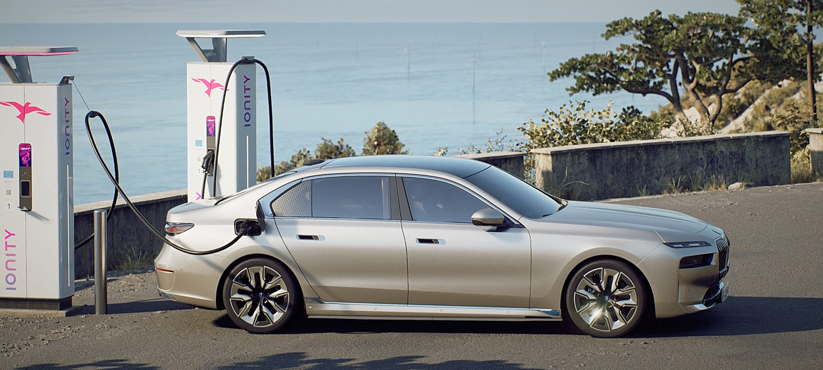 Cum se încarcă un BMW i7 G70, prezentare video Cum se încarcă un BMW i7 G70 acasă şi în public, prezentare video