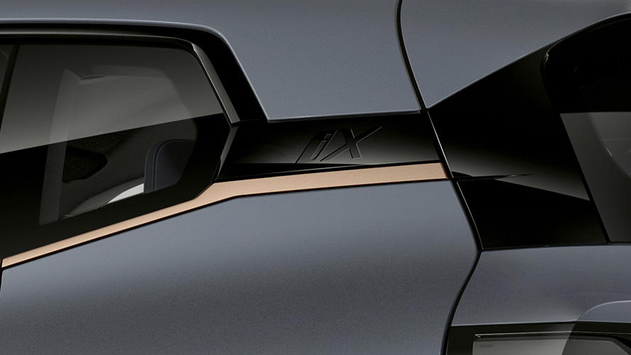BMW iX M60 i20 2022 SUV electric, BMW Individual Storm Bay BMW Individual Bronz Titanium pentru exterior