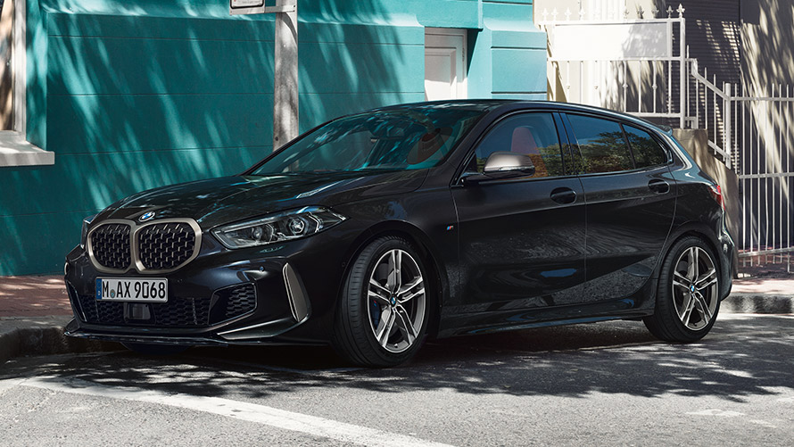 BMW M135i xDrive, Negru Sapphire, date tehnice BMW M135i xDrive, Negru Sapphire, date tehnice
