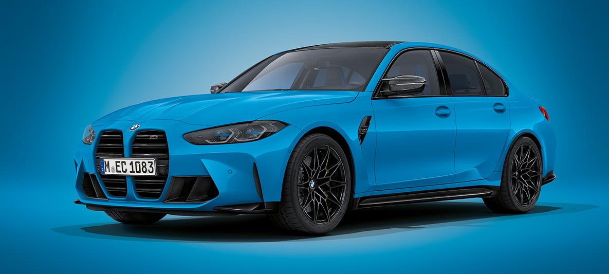 BMW M3 Sedan G80 2020 în BMW Individual Gri Oxide metalizat Imagine cu trei sferturi din partea frontală a BMW M3 Sedan G80 2020 în BMW Individual Gri Oxide metalizat, staţionând