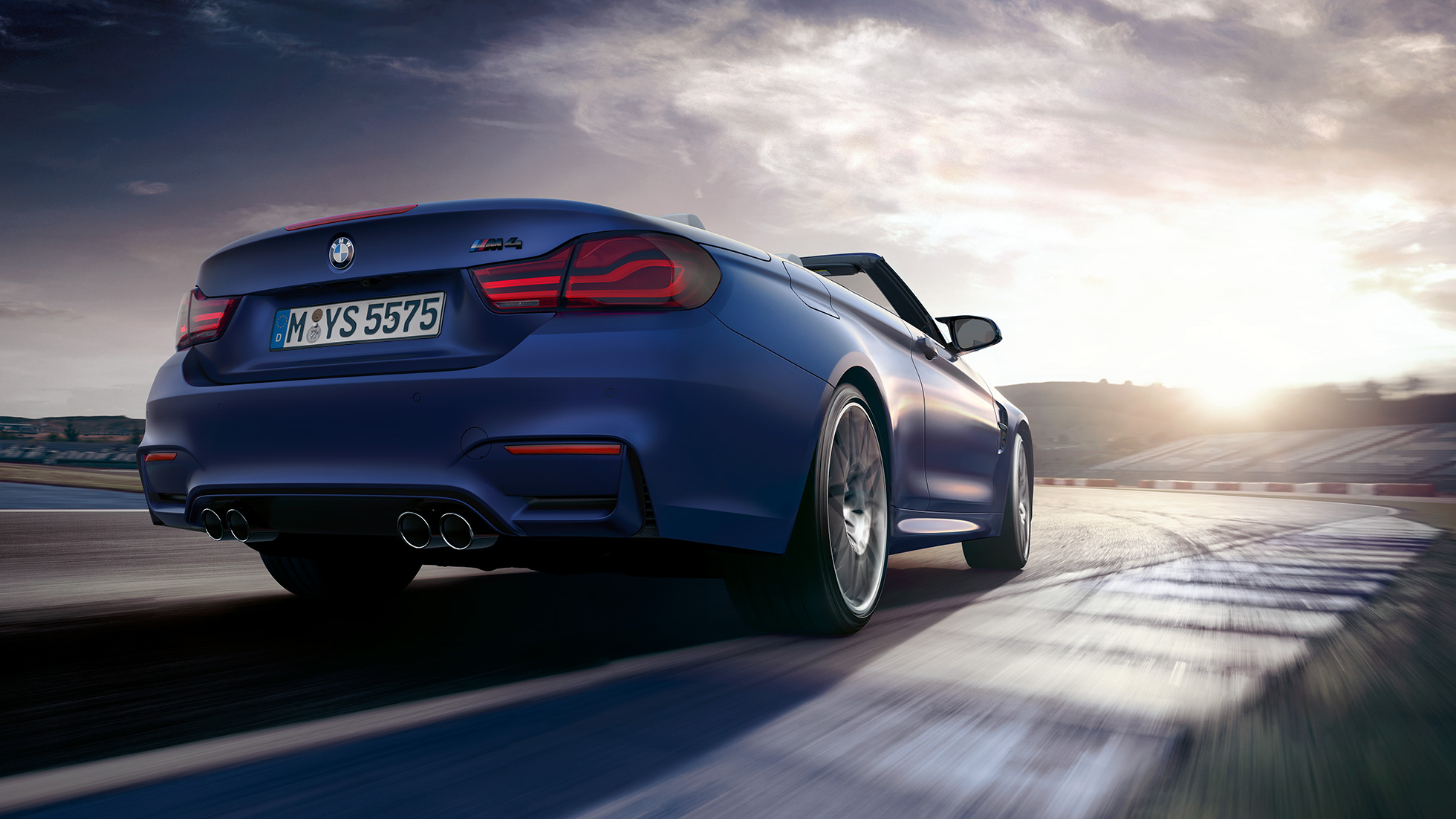 Dinamica de condus a BMW M4 Cabriolet Caracteristicile dinamicii de condus a BMW M4 Cabriolet
