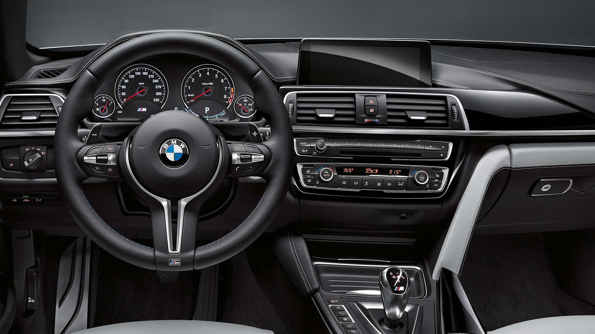 Habitaclul BMW M4 Cabriolet Imagine cu designul habitaclului BMW M4 Cabriolet