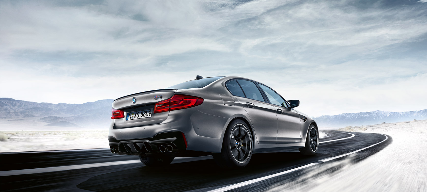 Informează-te despre BMW M5 Competition. Imagine cu detalii şi date despre BMW M5 Competition.