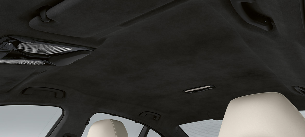 Imagine cu interiorul BMW M5 Sedan F90 2020, cu capitonaj pentru plafon BMW Individual în antracit Imagine cu interiorul BMW M5 Sedan Individual, F90, LCI, Facelift, 2020, cu capitonaj pentru plafon BMW Individual în antracit