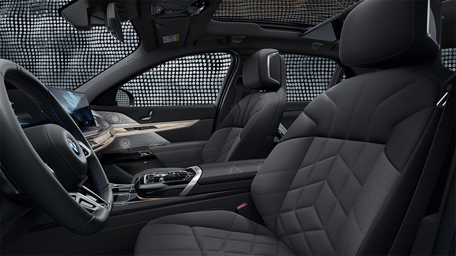 BMW i7 M70 xDrive sedan Scaune multifuncţionale pentru conducătorul auto şi pasagerul din faţă