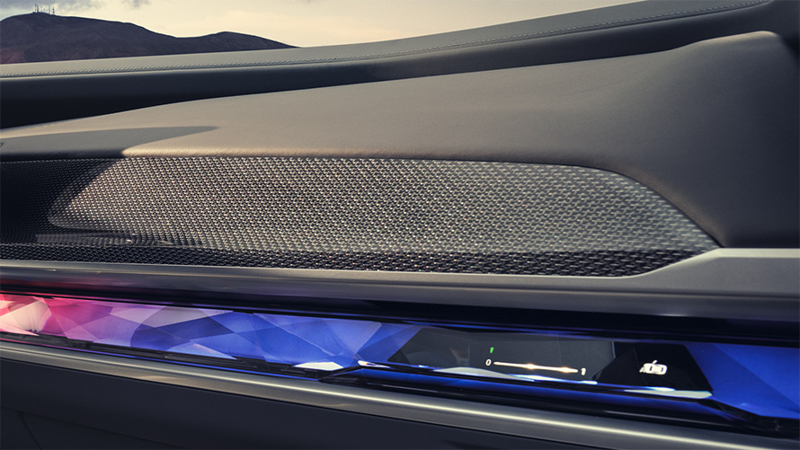 BMW M760e xDrive Sedan