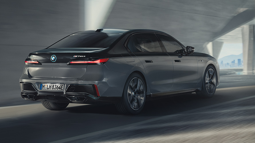 BMW M760e xDrive Sedan BMW M760e xDrive Sedan