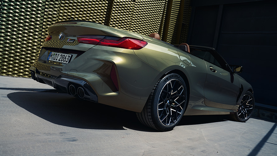 BMW M8 Competition Cabriolet, BMW Individual Brass